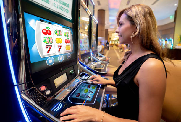 cun live betting interface showing Free Fire World Series match in progress with updated odds